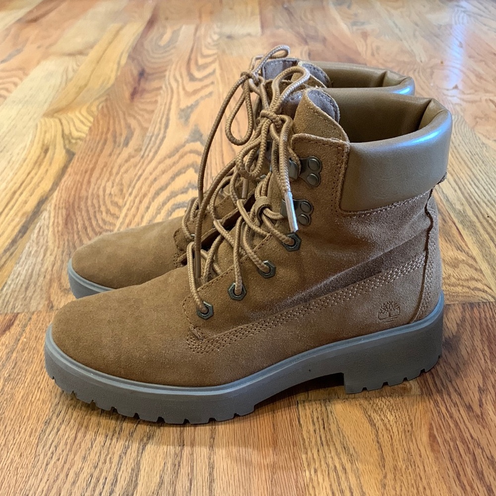 Women’s 8.5 Timberland Suede Light Brown Boots